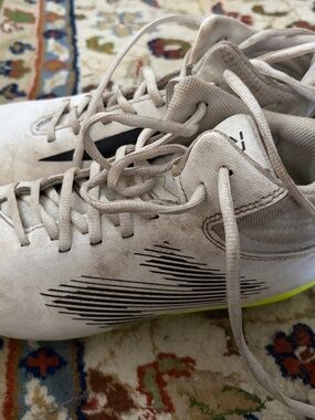 Size 5 youth cleats New Balance